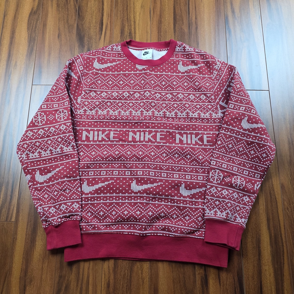 Nike Club Fleece Crew Sweatshirt Holiday GYM RED Sz Small